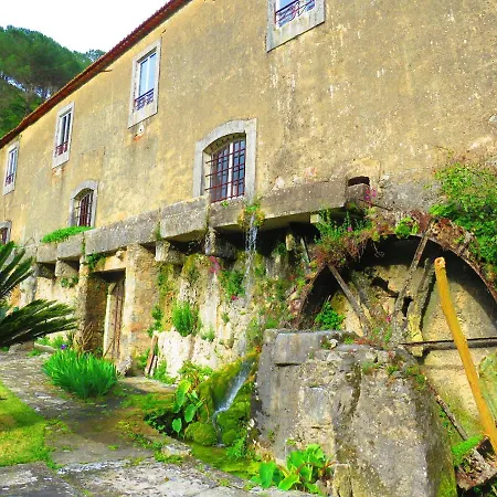 Charming House With Shared Pool In Porto De Mos. Porto de Mós