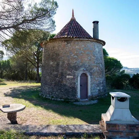 Charming House With Shared Pool In Porto De Mos. Porto de Mós