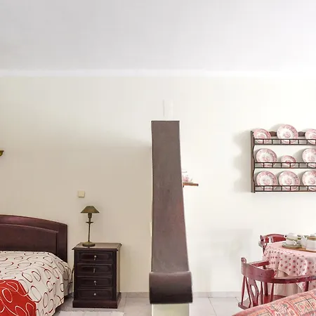 Casa vacanze Charming House With Shared Pool In Porto De Mos.