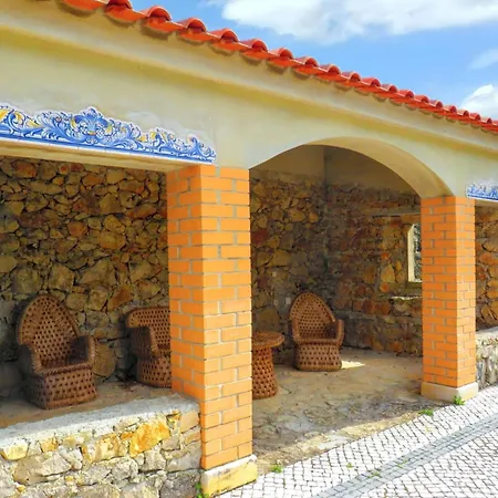 Charming House With Shared Pool In Porto De Mos. 度假居 *