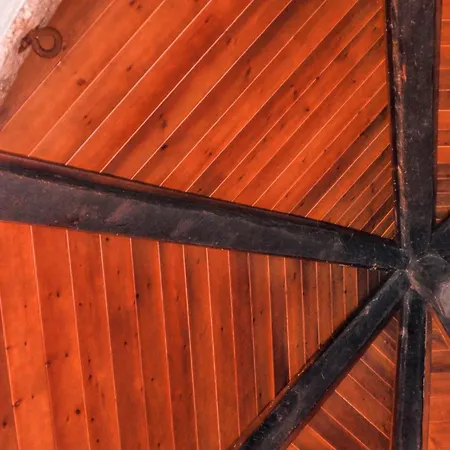 Charming House With Shared Pool In Porto De Mos.