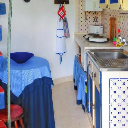 Charming House With Shared Pool In Porto De Mos. Casa vacanze