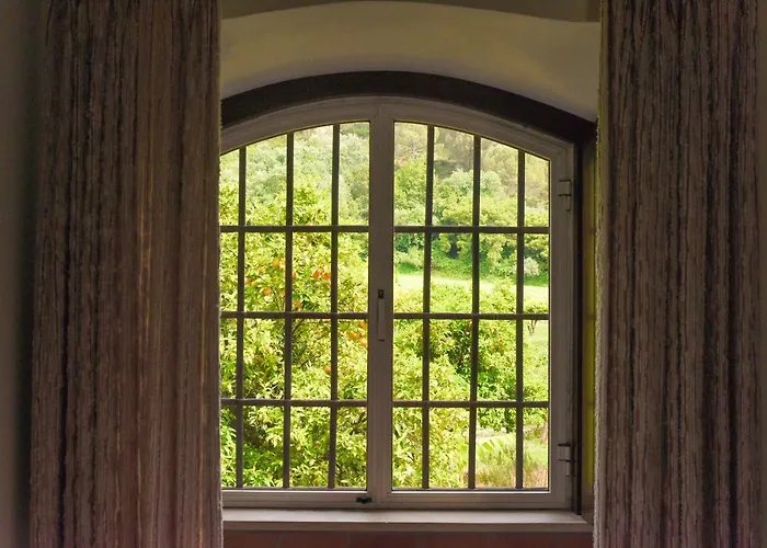 Hébergement de vacances Charming House With Shared Pool In Porto De Mos. Porto de Mós