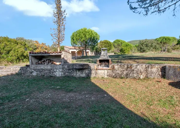 Charming House With Shared Pool In Porto De Mos. * Porto de Mós